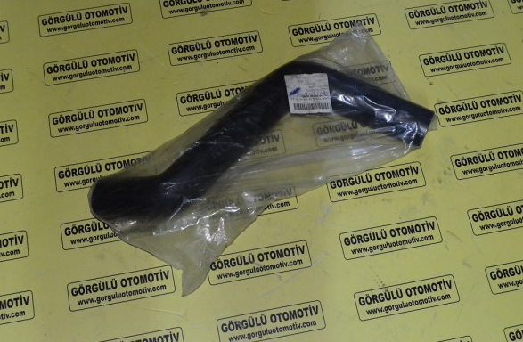 309237120 MST Telehander radyatör üst hortum / Hose