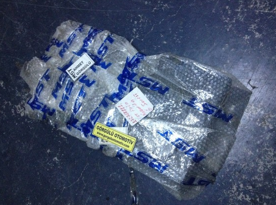 172768111 Motor üstü arka kaporta / Cover