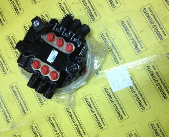 2903300 Ön yükleyici kumanda valfi 3 lü / Valve, Loader
