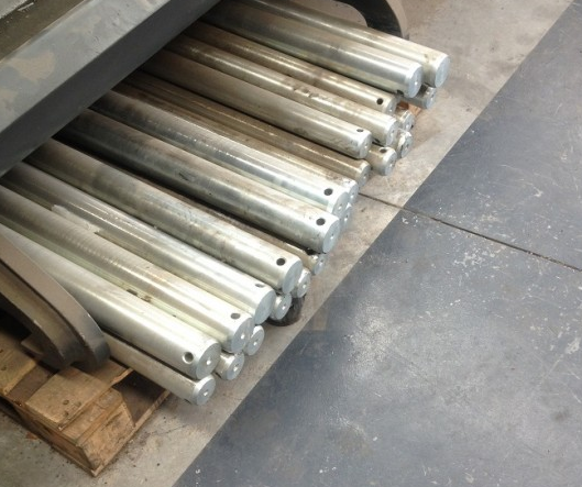 5425463 Forklift çatal mili / Pin